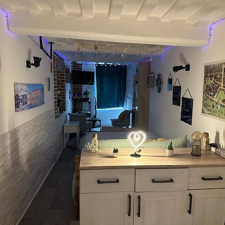 Le Ti Wi Studio En Plein Coeur Du Vieux Bassin Онфлёр Экстерьер фото